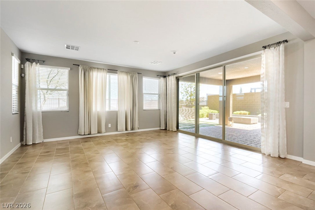 12343 Grey Dunes Avenue Property Photo 10