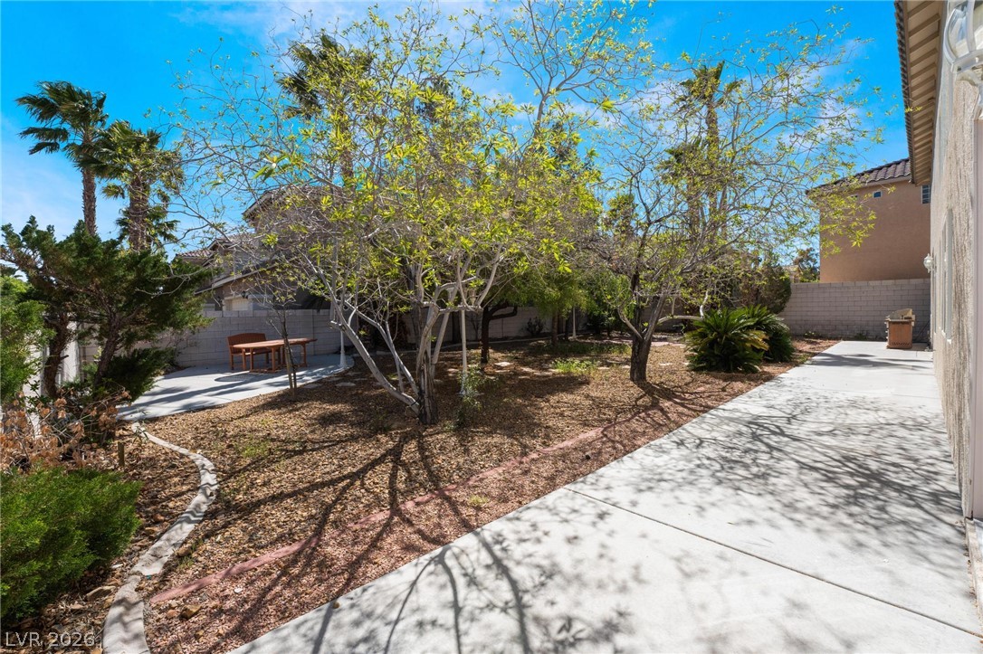 8901 Goldstone Avenue Property Photo 45