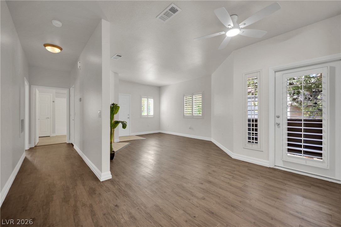 5250 South Rainbow Boulevard 2057 Property Photo 8