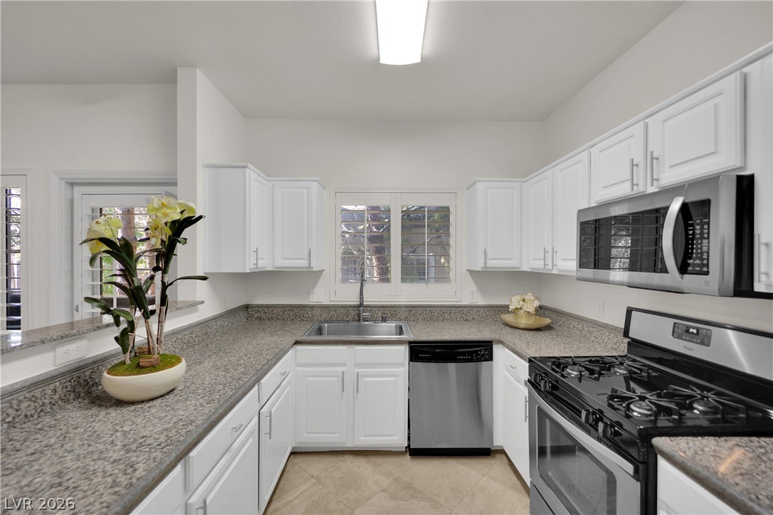 5250 South Rainbow Boulevard 2057 Property Photo 12