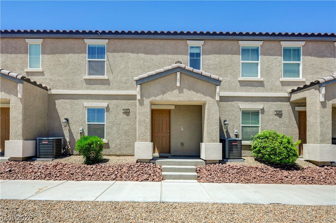 5205 Silica Chalk Avenue Property Photo 1