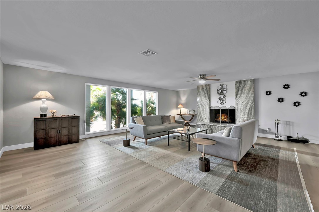 1400 Maria Elena Drive Property Photo 10