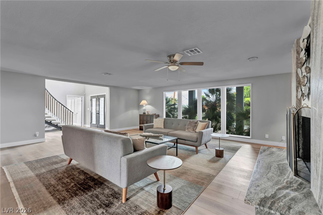 1400 Maria Elena Drive Property Photo 11