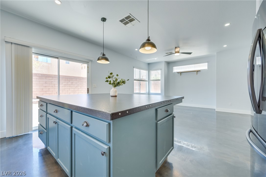 7016 Flowering Willow Street Property Photo 11