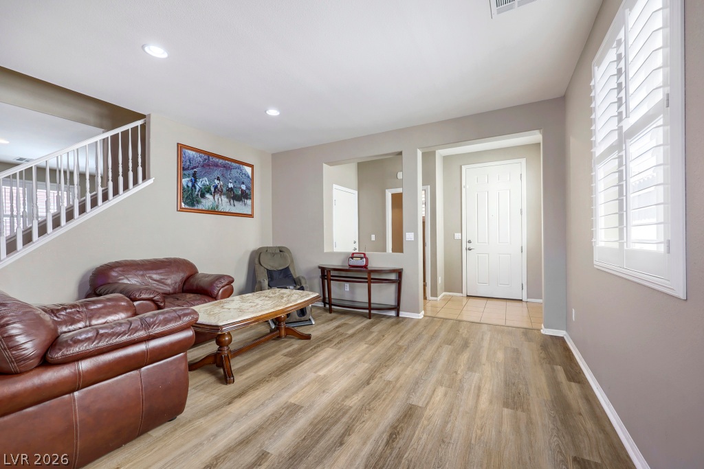 615 Little Moon Avenue Property Photo 6