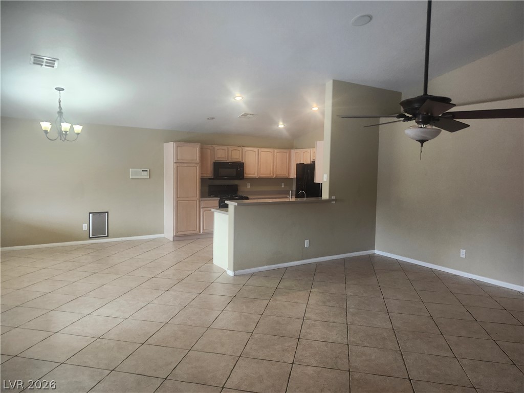 5599 River Highlands Place Property Photo 19
