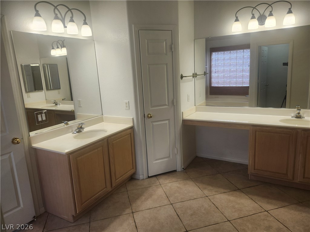 5599 River Highlands Place Property Photo 32
