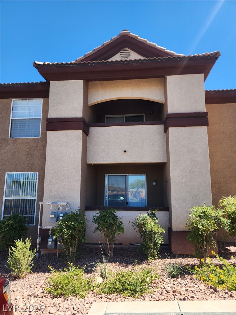 231 West Horizon Ridge Parkway 1127 Property Photo 1