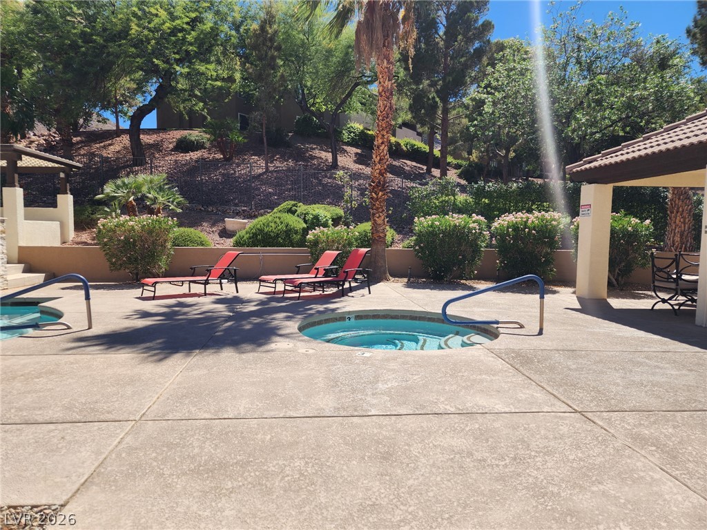 231 West Horizon Ridge Parkway 1127 Property Photo 40