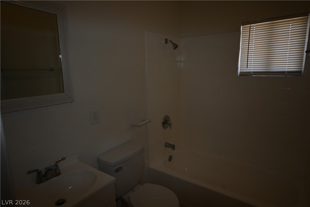 1007 C Street 3 Property Photo 6