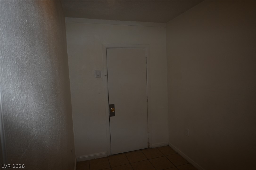 1007 C Street 3 Property Photo 8