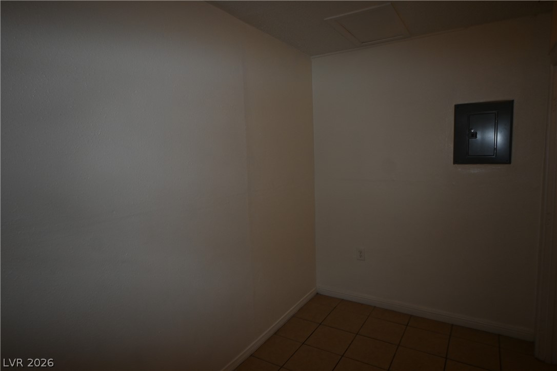 1007 C Street 3 Property Photo 10