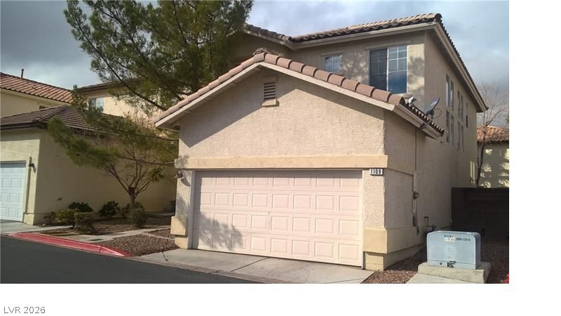 1109 Storke Lane Property Photo 2
