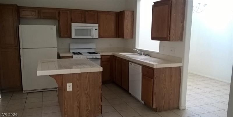 1109 Storke Lane Property Photo 4