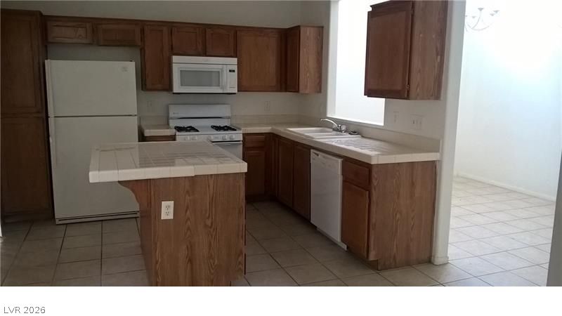 1109 Storke Lane Property Photo 5