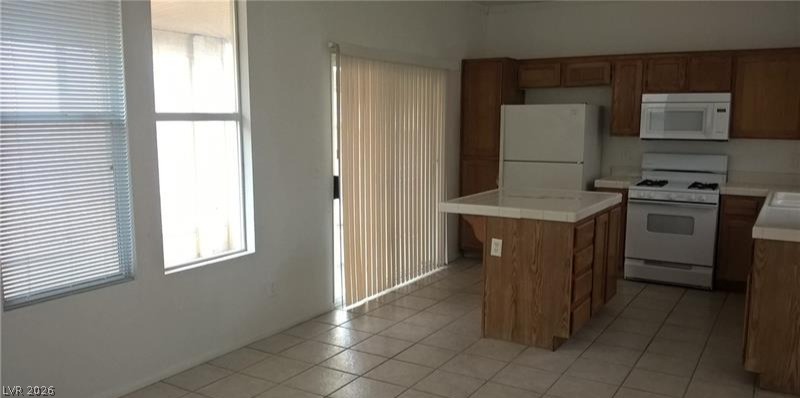 1109 Storke Lane Property Photo 10
