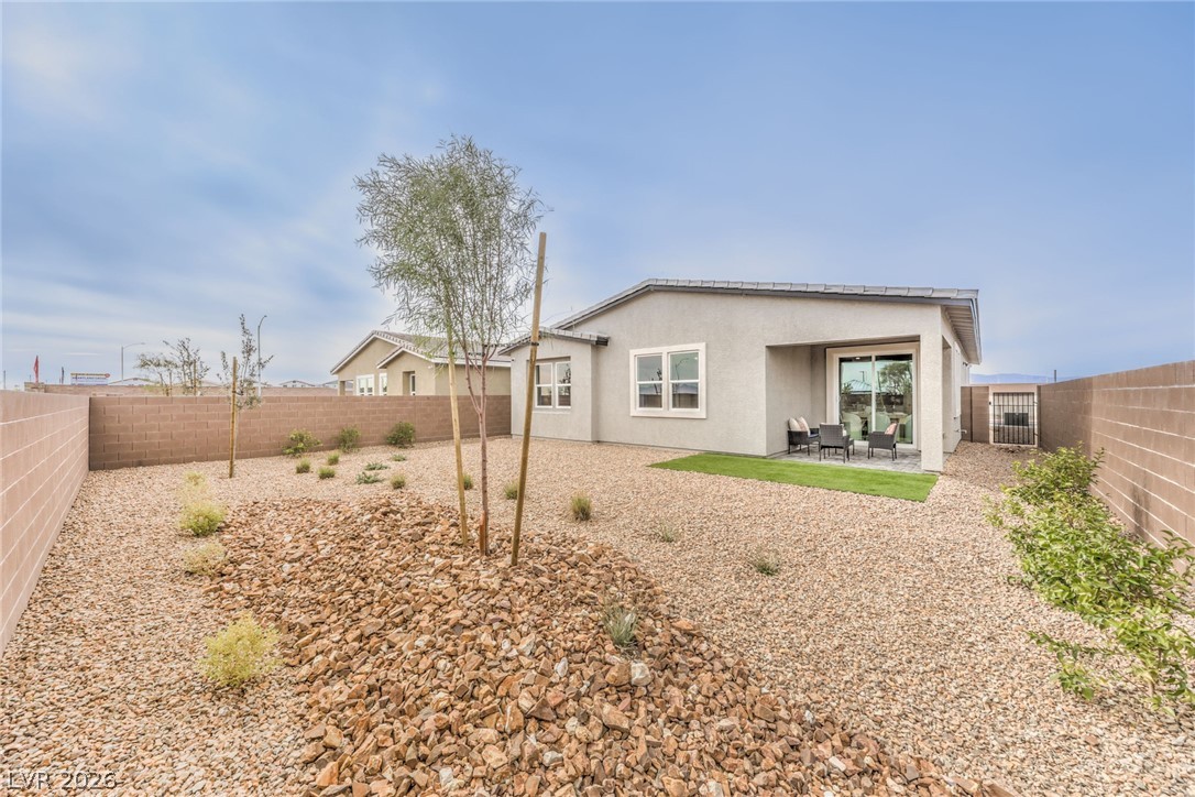 1424 Jorian Bay Dr. Property Photo 37