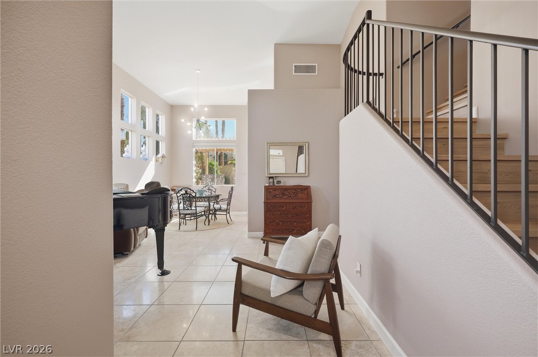 1701 Drifters Peak Street Property Photo 10