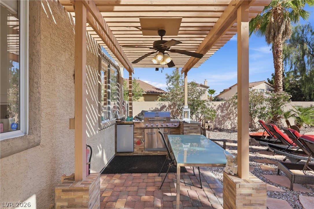 1701 Drifters Peak Street Property Photo 21
