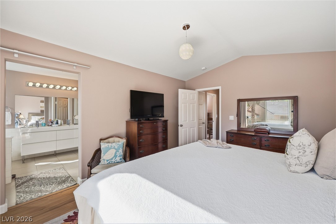 1701 Drifters Peak Street Property Photo 27