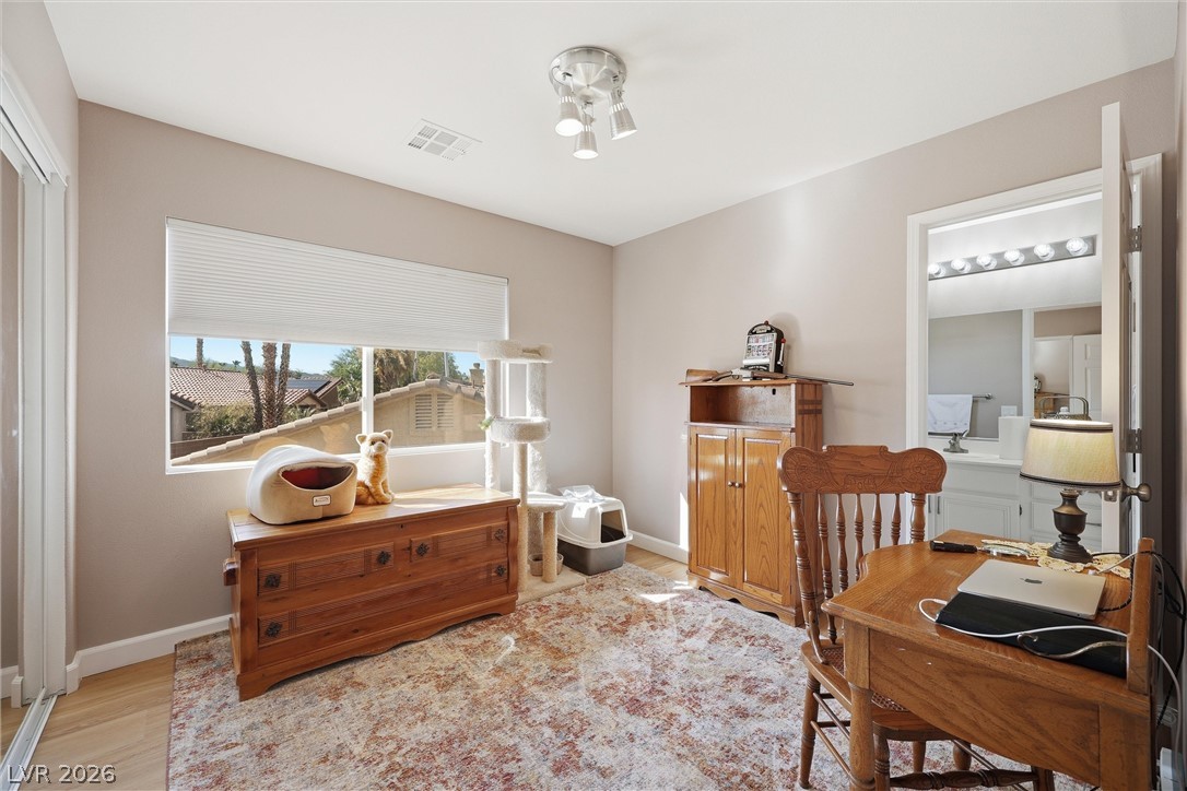 1701 Drifters Peak Street Property Photo 35