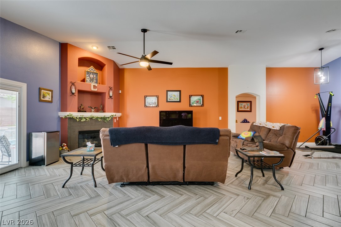 2612 Torch Avenue Property Photo 13