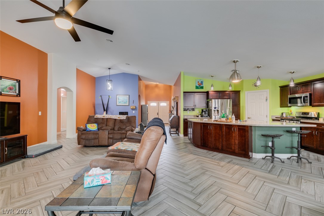 2612 Torch Avenue Property Photo 16