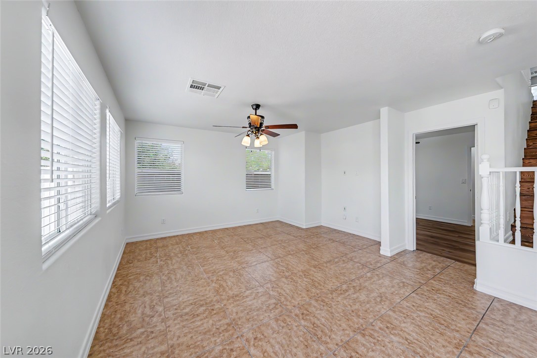 2704 Kona Crest Avenue Property Photo 8