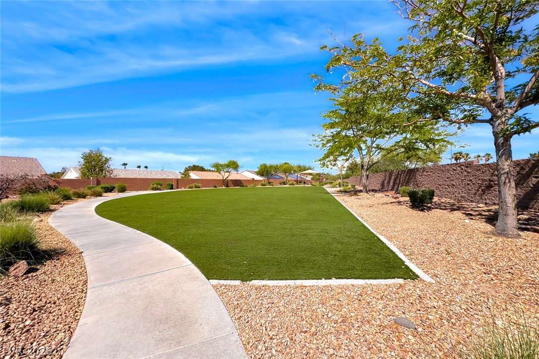 2704 Kona Crest Avenue Property Photo 39