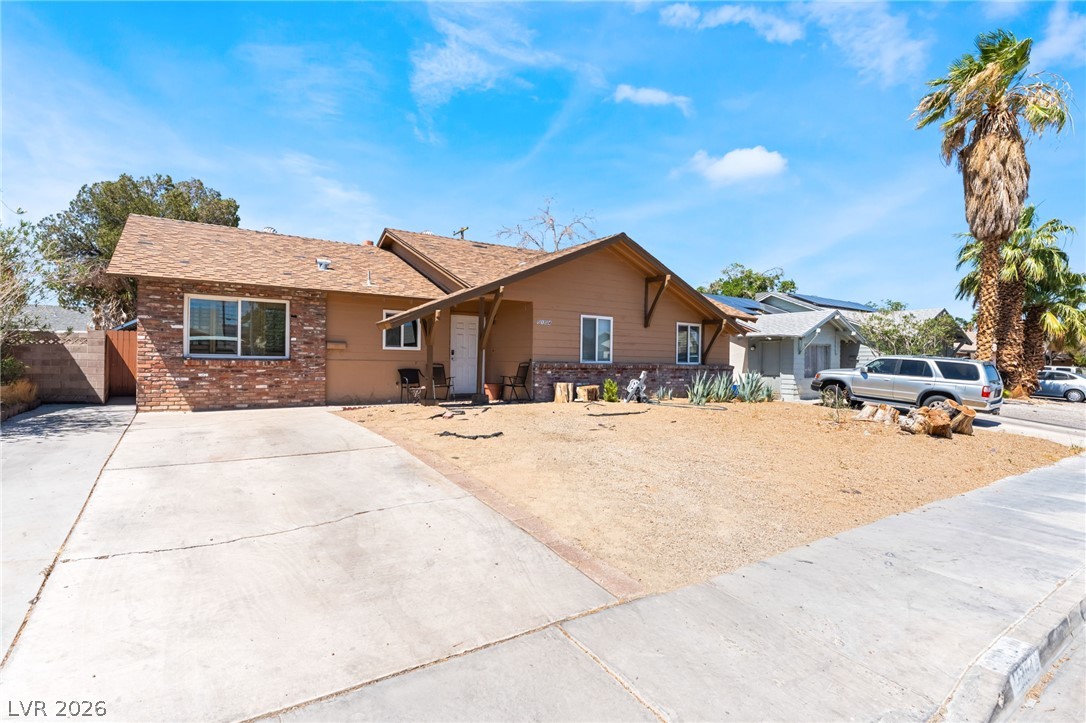 5104 Churchill Avenue Property Photo 4