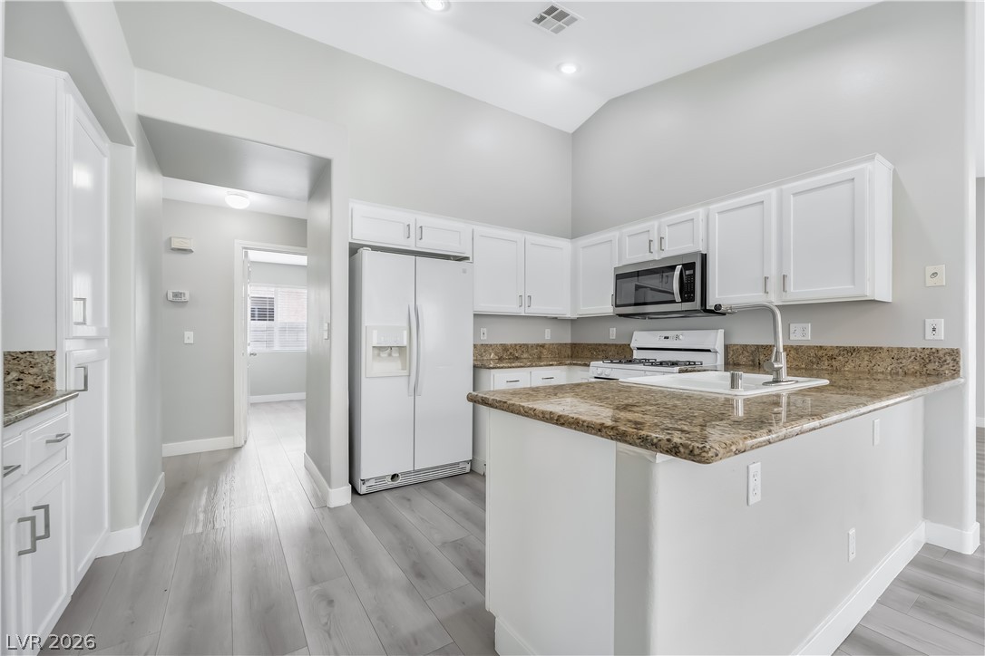 9411 Morehouse Place Property Photo 16