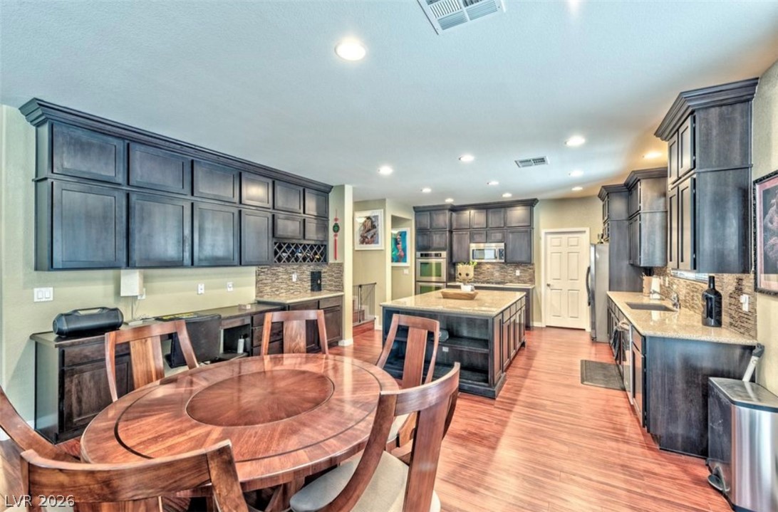509 Cabrera Court Property Photo 3