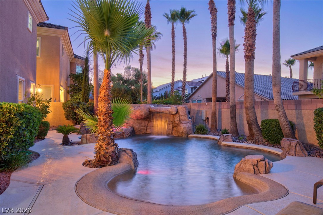 5664 Heather Breeze Court Property Photo 4