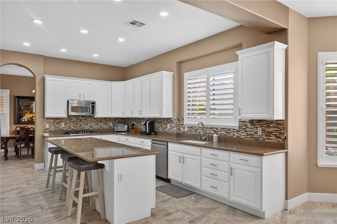 5664 Heather Breeze Court Property Photo 18