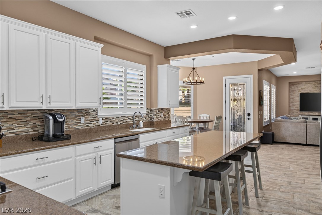 5664 Heather Breeze Court Property Photo 21