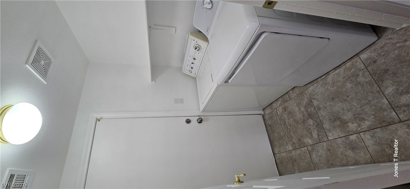 9636 Cedar Park Avenue Property Photo 11