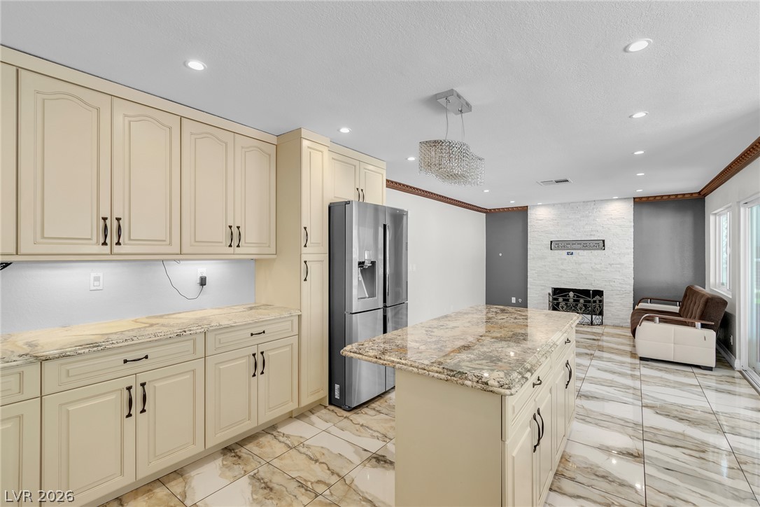 7824 Emerald Harbor Court Property Photo 13