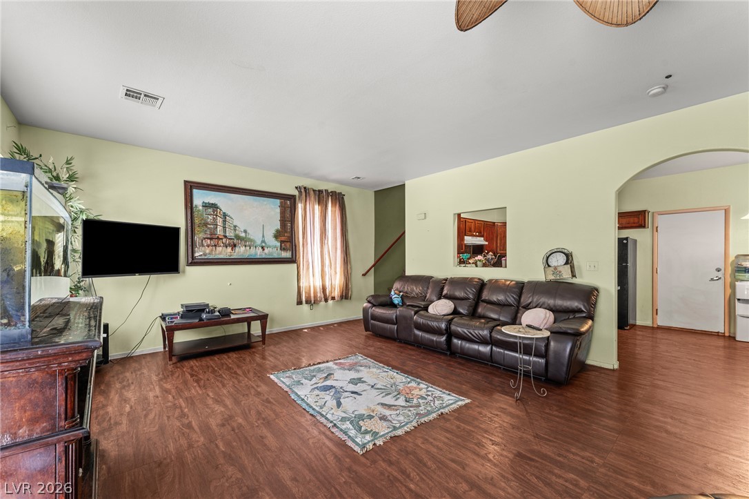 2640 La Mata Street Property Photo 3
