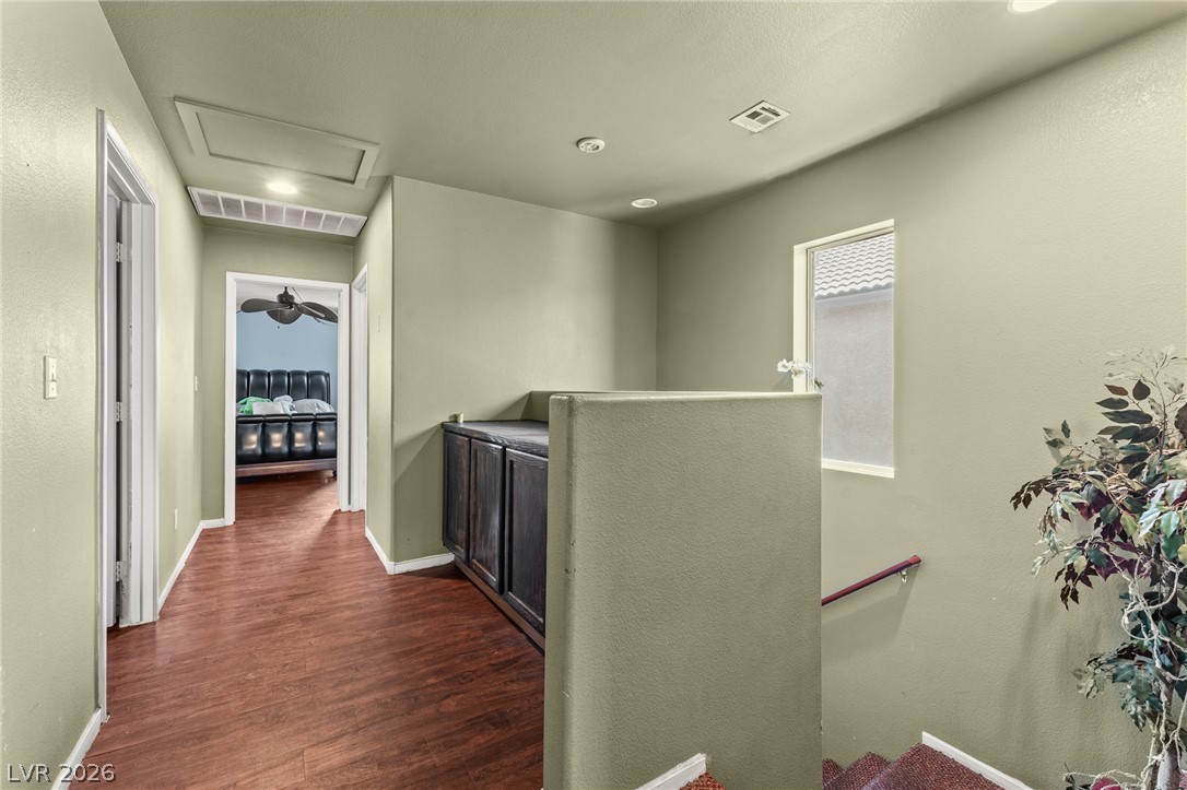 2640 La Mata Street Property Photo 10
