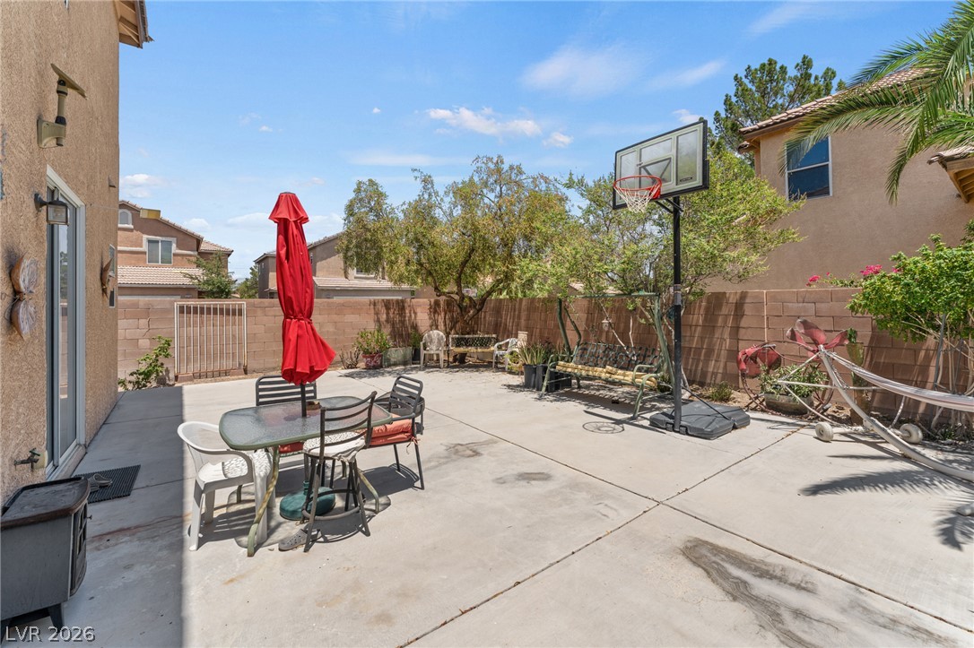 2640 La Mata Street Property Photo 18
