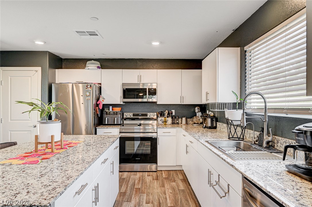 5617 Craftsman Avenue Property Photo 8