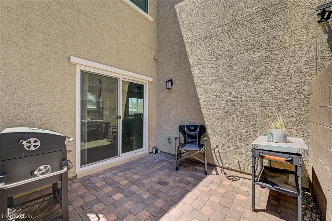 5617 Craftsman Avenue Property Photo 18