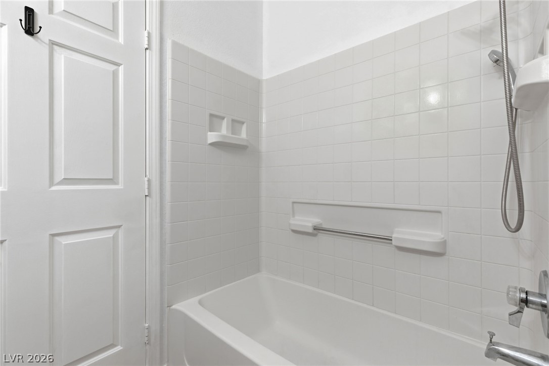 7119 South Durango Drive 105 Property Photo 22