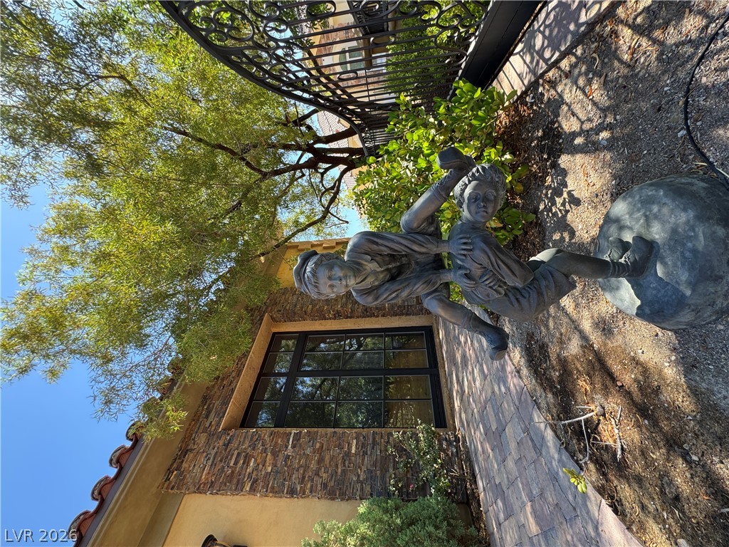 1800 Amarone Way Property Photo 7