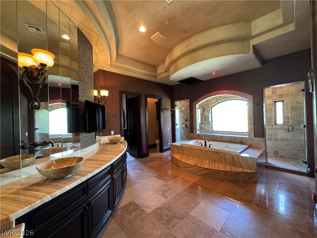 1800 Amarone Way Property Photo 40