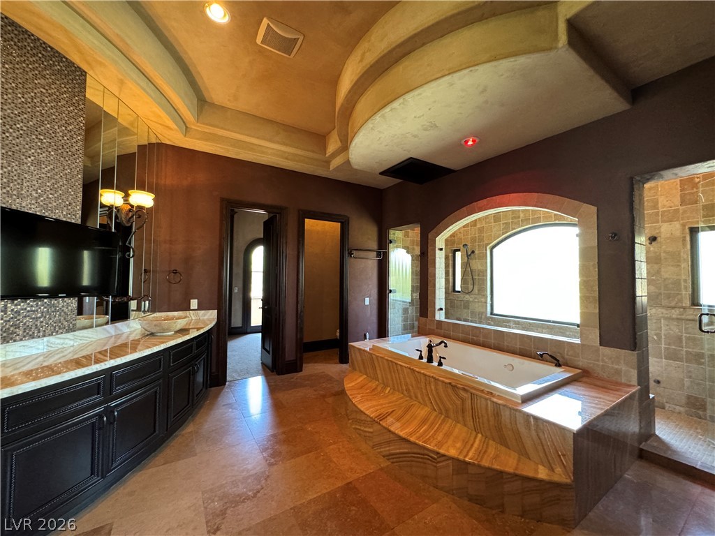 1800 Amarone Way Property Photo 42