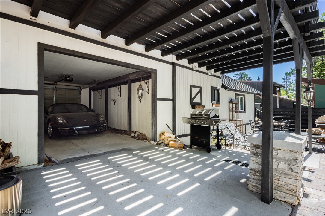 4607 Yellow Pine Property Photo 32