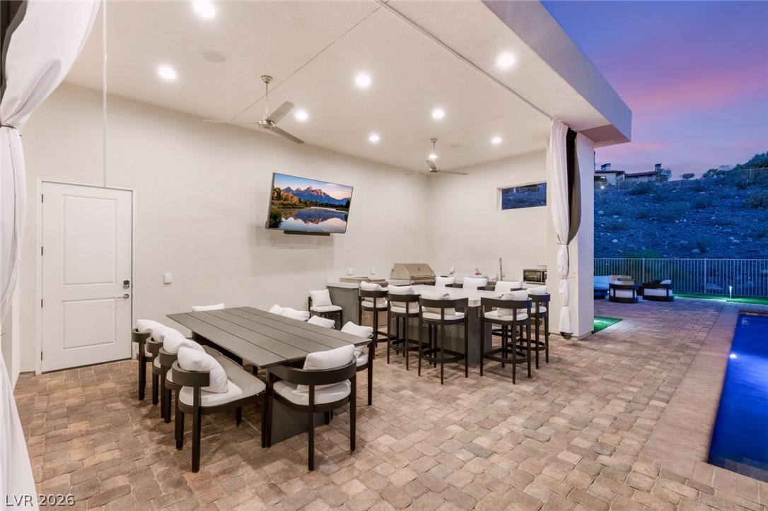 5 Crystal Tree Pass Property Photo 59