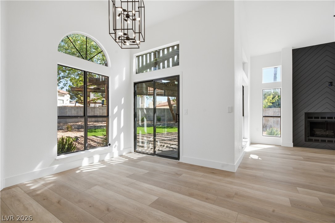 6608 Kirwan Heights Way Property Photo 8