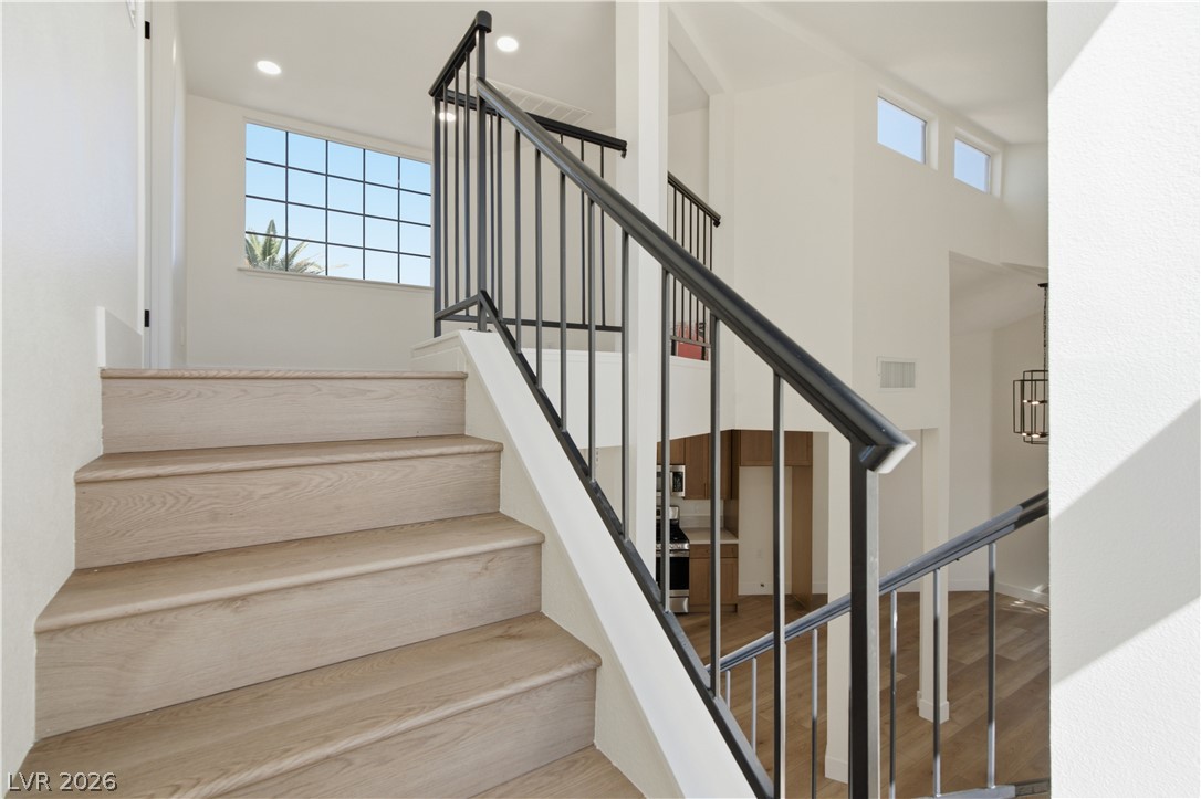 6608 Kirwan Heights Way Property Photo 13